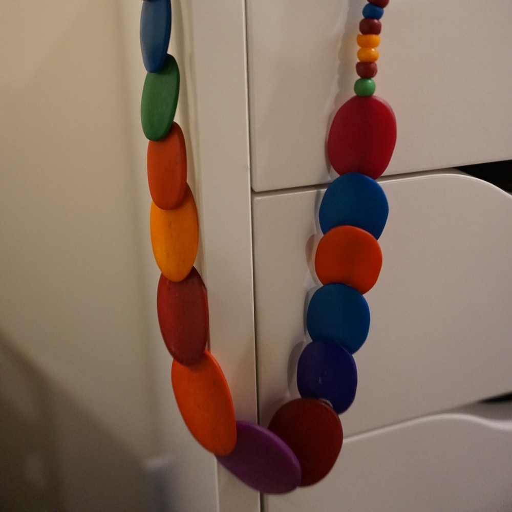 Multicolored Necklace - Picture 3 of 3
